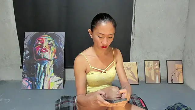 MissAriba online show from December 3, 2025, 11:47 pm