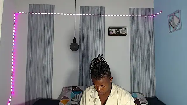 Snapshot of Dark_stallionX chatting on November 14, 2025, 6:22 pm Dark stallionX online show from November 14, 2025, 6:22 pm