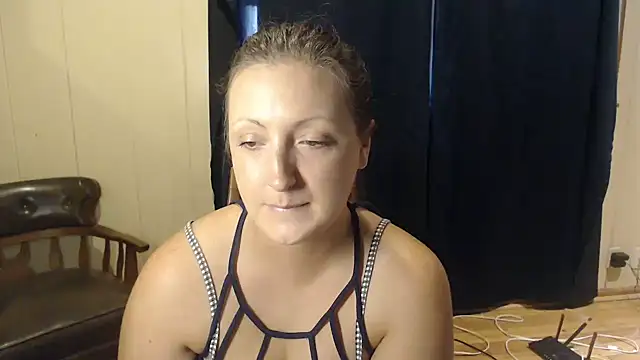 allnaturalmermaid online show from October 4, 2025, 8:43 pm