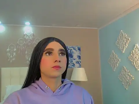 Luna LaFontaine online show from October 29, 2025, 12:04 pm