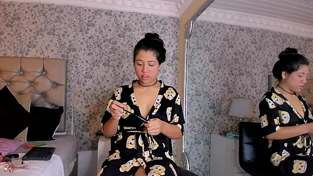 Clohe Bell online show from February 1, 2026, 12:36 pm