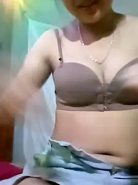  TranThao 05 online show from October 10, 2025, 12:39 pm