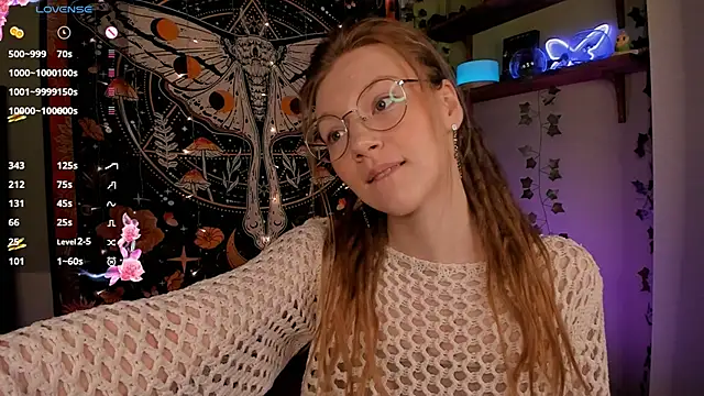 Snapshot of lyra_thenymph chatting on November 6, 2025, 12:03 am lyra thenymph online show from November 6, 2025, 12:03 am