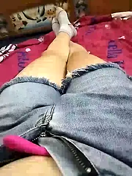 Lili 2love online show from October 23, 2025, 12:53 am