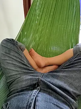 Lili 2love online show from December 21, 2025, 2:35 am