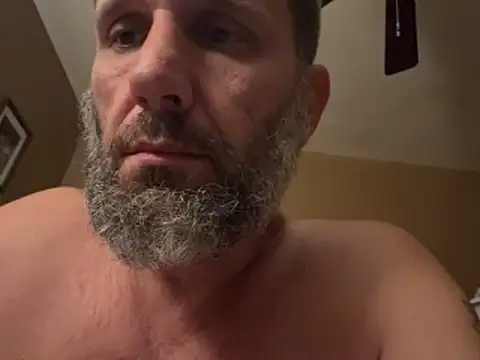 Snapshot of beastmaster504 chatting on March 20, 2026, 10:27 am beastmaster504 online show from March 20, 2026, 10:27 am