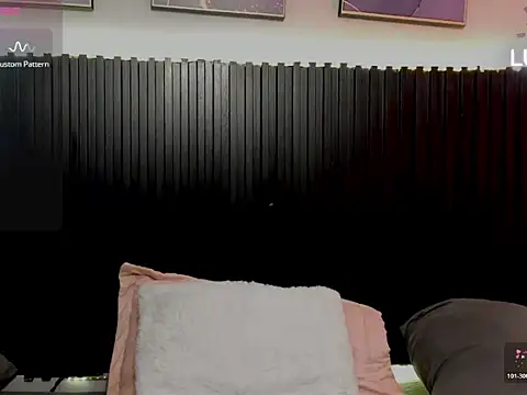 Julieta Slav3 online show from February 9, 2026, 8:18 pm