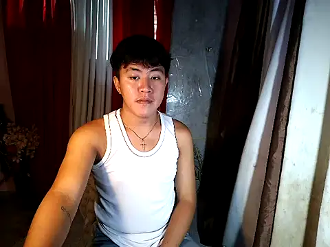 Snapshot of ur_fucking_rolly chatting on October 10, 2025, 1:28 am ur fucking rolly online show from October 10, 2025, 1:28 am