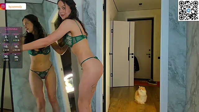 Snapshot of miamiumiu chatting on November 30, 2025, 12:33 am miamiumiu online show from November 30, 2025, 12:33 am