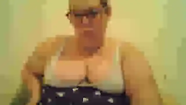 Ojitosclaros191 online show from October 10, 2025, 5:03 pm