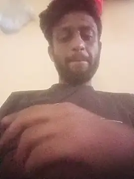 Snapshot of playboyMH1 chatting on October 3, 2025, 5:09 am playboyMH1 online show from October 3, 2025, 5:09 am