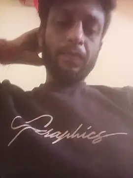 Snapshot of playboyMH1 chatting on October 4, 2025, 7:54 am playboyMH1 online show from October 4, 2025, 7:54 am