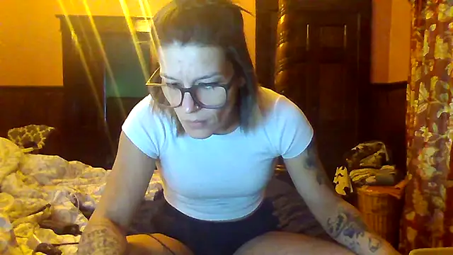 Rileyy7tk online show from October 29, 2025, 6:18 pm