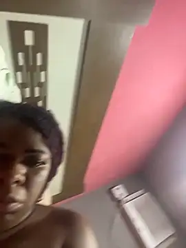 Snapshot of Priihmedeiros chatting on November 13, 2025, 3:38 pm Priihmedeiros online show from November 13, 2025, 3:38 pm