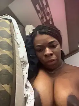 Snapshot of Priihmedeiros chatting on March 18, 2026, 9:34 am Priihmedeiros online show from March 18, 2026, 9:34 am