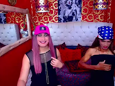 PRUEBROWNS online show from October 4, 2025, 1:51 am