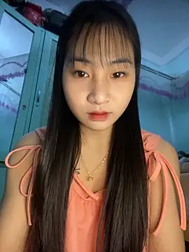 Snapshot of banlinh004 chatting on November 30, 2025, 7:31 am banlinh004 online show from November 30, 2025, 7:31 am