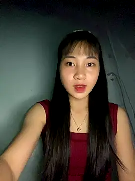 Snapshot of banlinh004 chatting on October 31, 2025, 12:40 am banlinh004 online show from October 31, 2025, 12:40 am