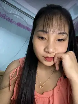 Snapshot of banlinh004 chatting on October 12, 2025, 3:46 pm banlinh004 online show from October 12, 2025, 3:46 pm