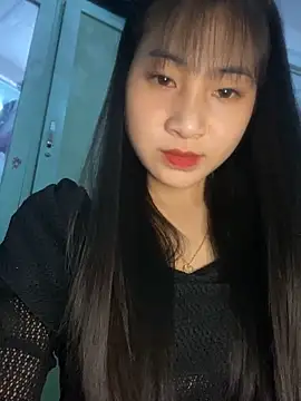 Snapshot of banlinh004 chatting on November 29, 2025, 3:45 pm banlinh004 online show from November 29, 2025, 3:45 pm