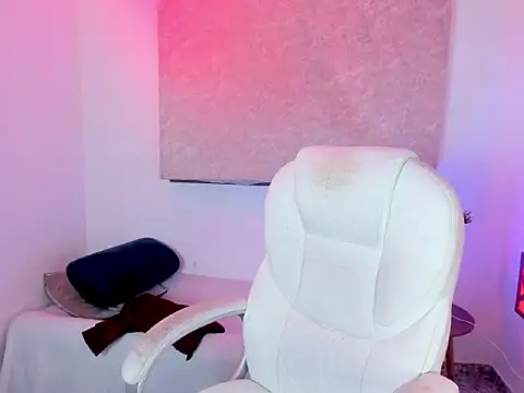 lissascarlett 1 online show from December 13, 2025, 8:04 pm