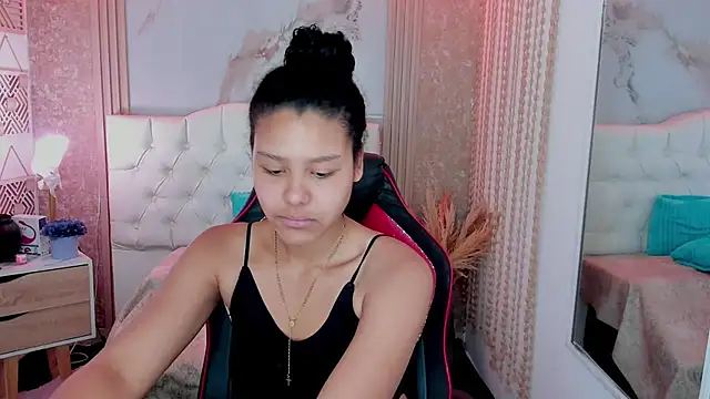 Snapshot of AriaVega chatting on March 14, 2026, 11:38 am AriaVega online show from March 14, 2026, 11:38 am