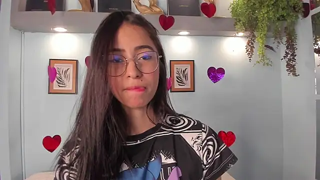 Snapshot of Alana_Martinez_ chatting on February 27, 2026, 7:57 pm Alana Martinez online show from February 27, 2026, 7:57 pm