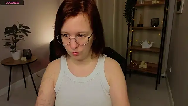 Snapshot of arizzzona chatting on December 15, 2025, 5:57 am arizzzona online show from December 15, 2025, 5:57 am