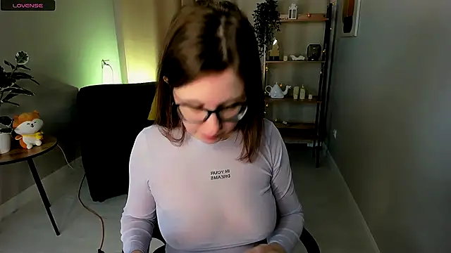 Snapshot of arizzzona chatting on November 17, 2025, 6:17 am arizzzona online show from November 17, 2025, 6:17 am