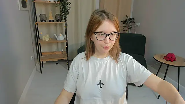 Snapshot of arizzzona chatting on October 9, 2025, 5:30 am arizzzona online show from October 9, 2025, 5:30 am