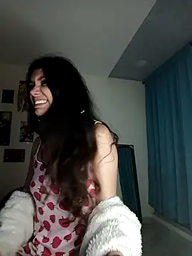 caramel doll   online show from October 11, 2025, 2:56 am