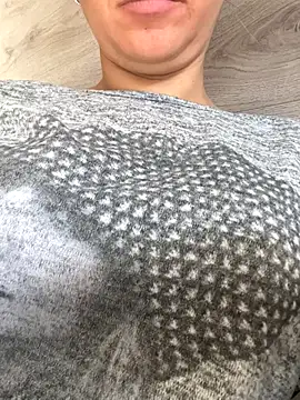 Daiana Andra online show from November 8, 2025, 9:57 am