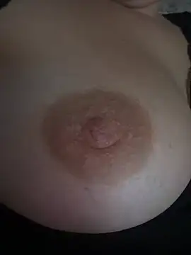 Snapshot of Daiana_Andra chatting on March 16, 2026, 11:07 pm Daiana Andra online show from March 16, 2026, 11:07 pm