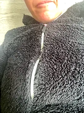 Daiana Andra online show from November 22, 2025, 11:20 am