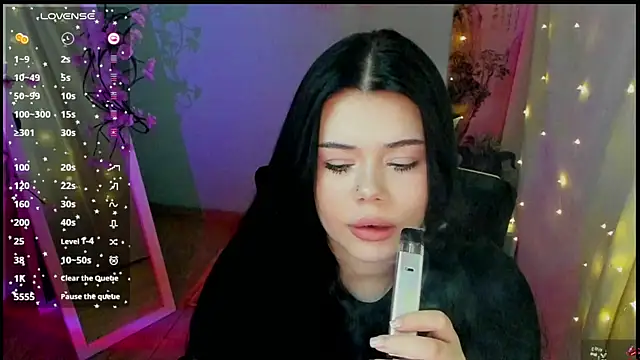 Mona Esty online show from May 9, 2026, 6:17 am
