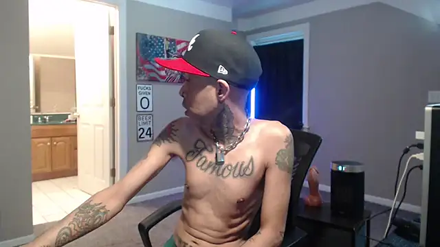 Snapshot of Michigan9000 chatting on February 8, 2026, 12:58 pm Michigan9000 online show from February 8, 2026, 12:58 pm