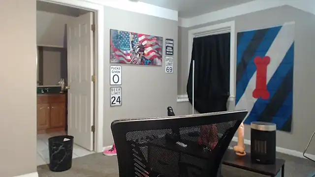 Snapshot of Michigan9000 chatting on March 7, 2026, 4:08 am Michigan9000 online show from March 7, 2026, 4:08 am