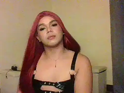 TarahFox online show from October 5, 2025, 5:14 pm