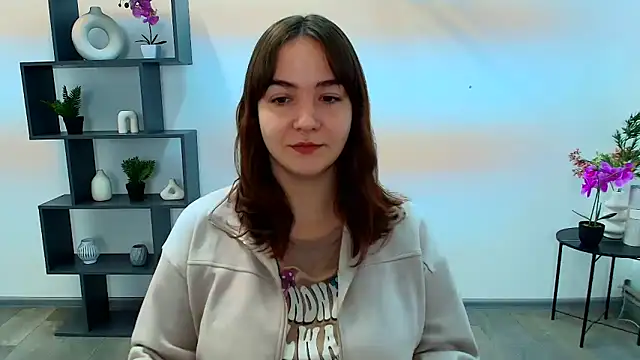 Snapshot of OliviaMontgommery chatting on December 3, 2025, 6:14 am OliviaMontgommery online show from December 3, 2025, 6:14 am