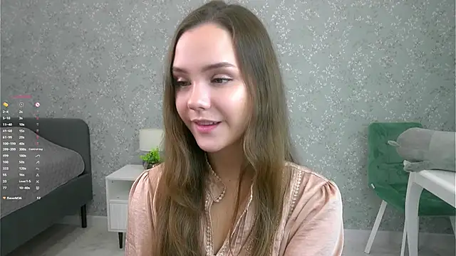 SweetSaraPie online show from October 13, 2025, 7:26 pm