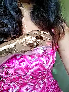 Snapshot of Aknshaaa chatting on October 15, 2025, 5:39 am Aknshaaa online show from October 15, 2025, 5:39 am