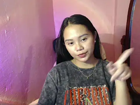 Snapshot of Funtasee_Andi chatting on February 25, 2026, 6:41 pm Funtasee Andi online show from February 25, 2026, 6:41 pm