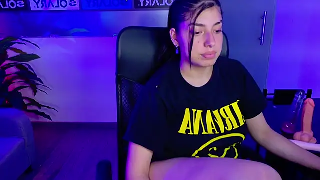 Snapshot of Violetta_Swett_ chatting on October 27, 2025, 1:34 pm Violetta Swett online show from October 27, 2025, 1:34 pm