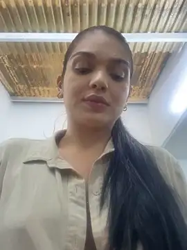 Snapshot of catalina_garciaa chatting on November 25, 2025, 6:41 pm catalina garciaa online show from November 25, 2025, 6:41 pm