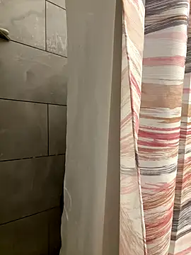 Snapshot of murphdolla chatting on October 23, 2025, 11:42 am murphdolla online show from October 23, 2025, 11:42 am