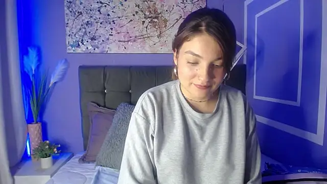 Viollet C online show from November 19, 2025, 7:14 pm