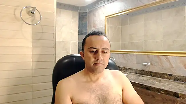 JossMiguej online show from October 6, 2025, 8:09 pm
