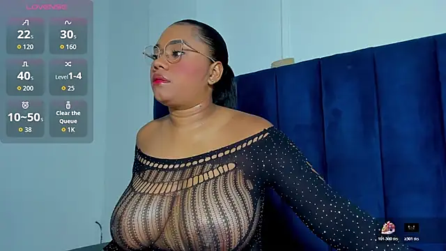 Snapshot of Ahilyn chatting on November 8, 2025, 7:28 pm Ahilyn online show from November 8, 2025, 7:28 pm