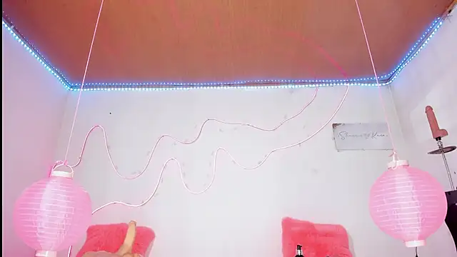 Snapshot of shannon_kinne_ chatting on November 6, 2025, 3:16 pm shannon kinne online show from November 6, 2025, 3:16 pm