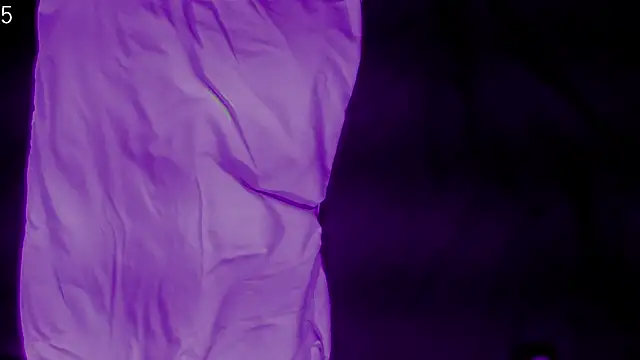 Snapshot of Moonless_Joy chatting on October 30, 2025, 12:09 am Moonless Joy online show from October 30, 2025, 12:09 am